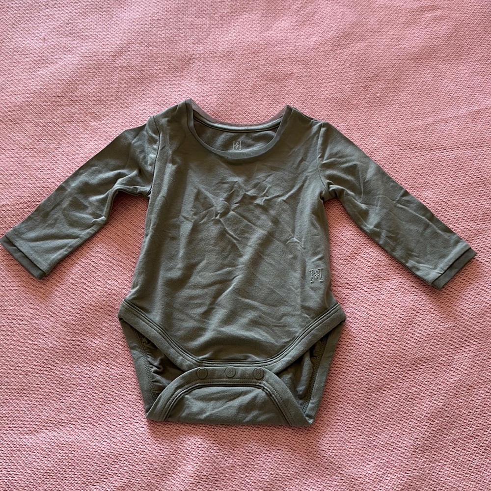 Baby cry free sleeve topwith mesh